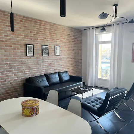 Sur Quai - En Face De La Criee Apartmán *